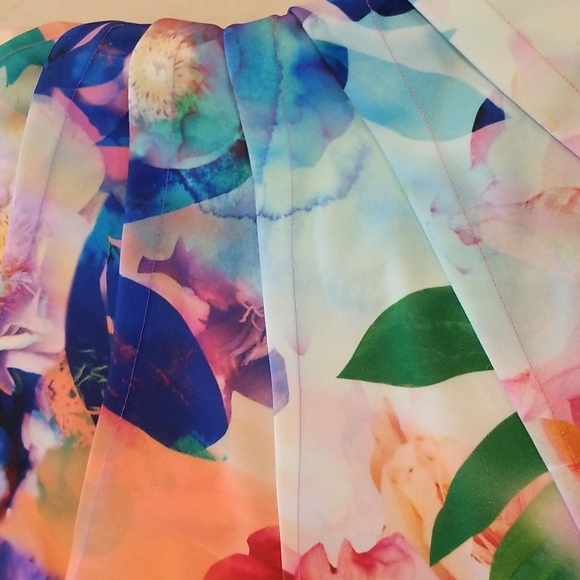 Calvin Klein bodycon floral dress size 10 - Picture 4 of 6